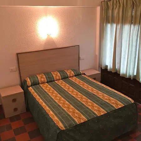 Hostel Pension Provenzal *